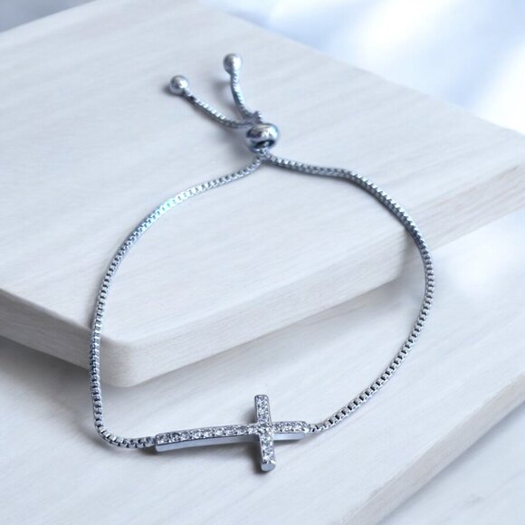 Luxury Sterling Silver Cross Bracelet - Picture 1 of 5